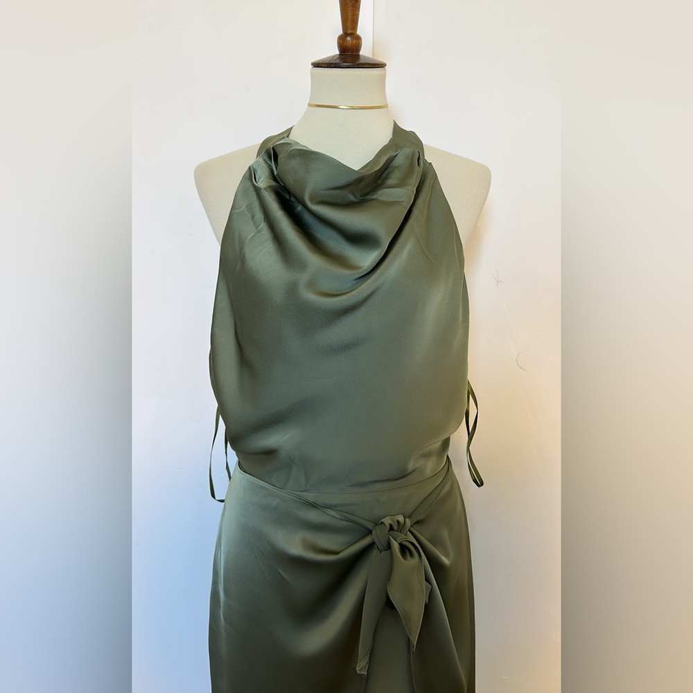 Aria Cove Halter Dress